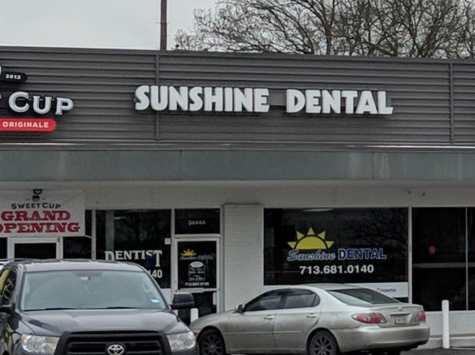 Sunshine Dental: Chau Hung DDS